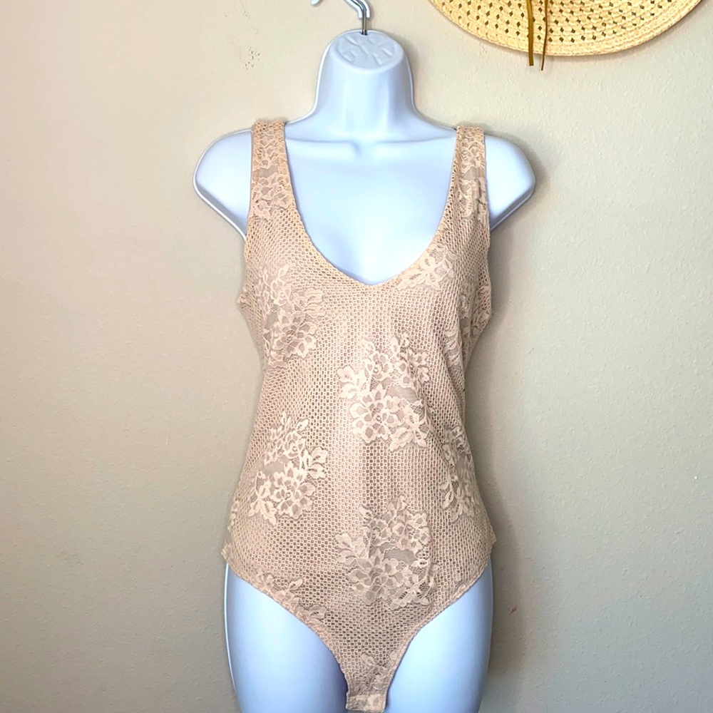 Socialite lace body tank body suit